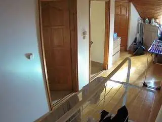 Camsoda Sex Cam of voyeurcam-julmodels-hall-2nd
