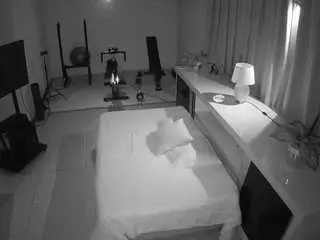 Camsoda Nude Webcam of voyeurcam-jb-office-1