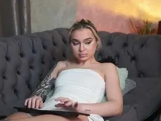 Camsoda Nude Webcam of biankaviper