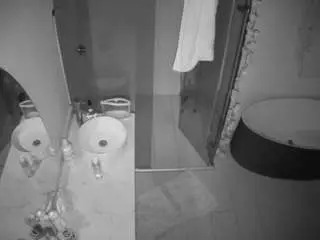 Camsoda Free Live Porn of voyeurcam-casa-salsa-bathroom-6