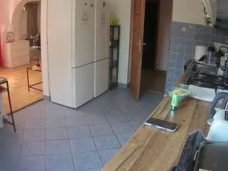 Camsoda Adult Webcams of voyeurcam-julmodels-kitchen
