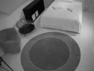 Camsoda Best live sex cam show of voyeurcam-julmodels-whitebed-1
