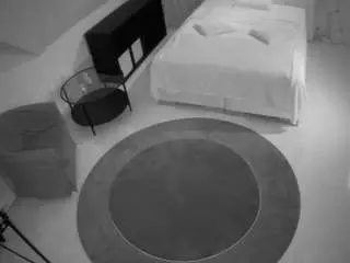 Camsoda Adult Webcam of voyeurcam-julmodels-whitebed-1