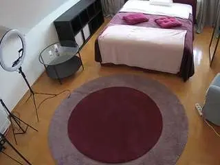 Camsoda Sex Chat of voyeurcam-julmodels-whitebed-1