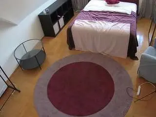 Camsoda Adult Webcam of voyeurcam-julmodels-whitebed-1
