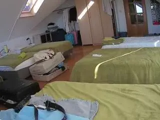 Camsoda Sex Chat of voyeurcam-julmodels-bed-3