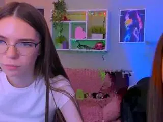 Camsoda Private Sex Chat of emilia-fly