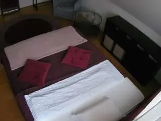 Camsoda Watch Live Sex Cams of voyeurcam-julmodels-whitebed-2