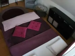 Camsoda Sex Chat of voyeurcam-julmodels-whitebed-2