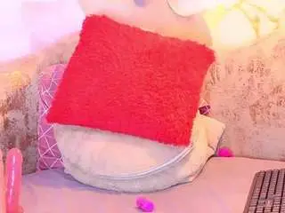 Camsoda Private Sex Chat of nylaroyale-cr