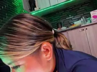 Camsoda Free Live Porn of laurenhills
