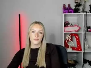 Camsoda Free Live Porn of evelynblond