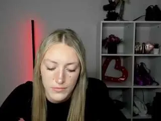 Camsoda Live Sex of evelynblond