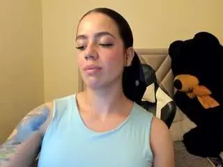 Camsoda Adult Webcams of salomebrunette