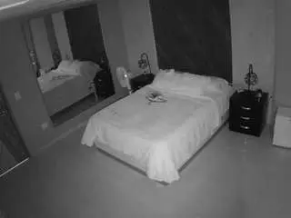 Camsoda Live Sex Cam of voyeurcam-casa-salsa-bedroom-4