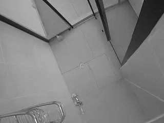 Camsoda Live Sex of voyeurcam-jb-shower-2
