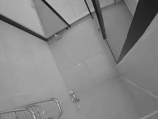 Camsoda Adult Webcam of voyeurcam-jb-shower-2