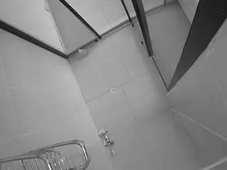 Camsoda Live Porn of voyeurcam-jb-shower-2