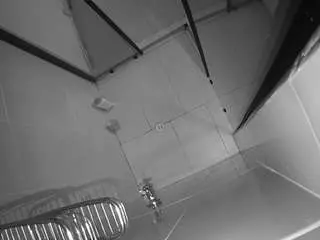 Camsoda Live Sex Cam of voyeurcam-jb-shower-2