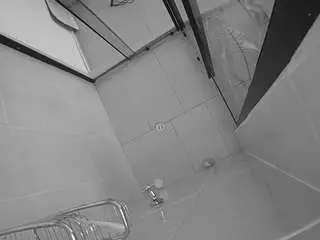 Camsoda Private Sex Chat of voyeurcam-jb-shower-2