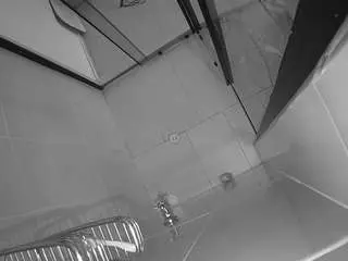 Camsoda Live Sex Cam of voyeurcam-jb-shower-2