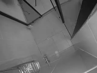 Camsoda Sex Cam of voyeurcam-jb-shower-2
