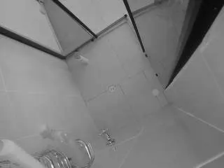 Camsoda Sex Chat of voyeurcam-jb-shower-2