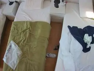 Camsoda Sex Chat of voyeurcam-julmodels-bed-5