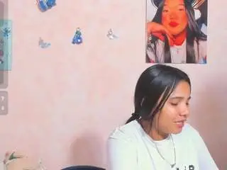 Camsoda Adult Video Chat of sara-mia