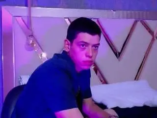 Camsoda Nude Webcam of dominate-alisson