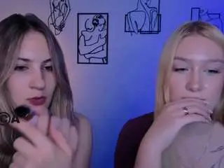 Camsoda Sex Cam of playful-sophie