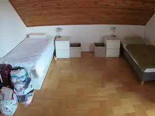 Camsoda Adult Video Chat of voyeurcam-julmodels-greybed-3