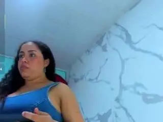 Camsoda Nude Webcam of cristal-horny19