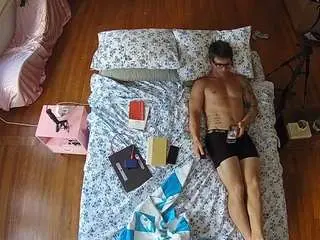Camsoda Adult Webcam of voyeurcam-celticiron-01