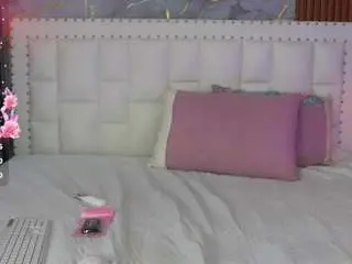 Camsoda Sex Chat of hornybarelylegalgirl
