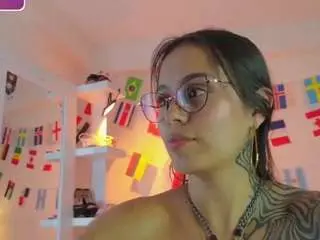 Camsoda Live Sex Cam of thamaral1