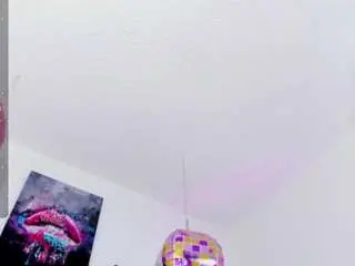Camsoda Free Live Porn of eily-wish