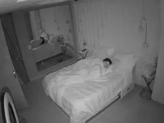 Camsoda Private Sex Chat of voyeurcam-casa-salsa-bedroom-2