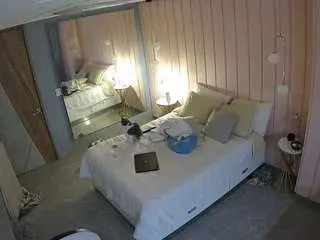 Camsoda Watch Live Sex Cams of voyeurcam-casa-salsa-bedroom-2