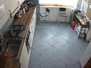 Camsoda Watch Live Sex Cams of voyeurcam-julmodels-kitchen-2