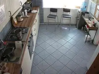Camsoda Live Sex Cam of voyeurcam-julmodels-kitchen-2