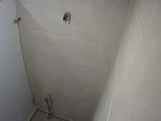 Camsoda Adult Webcam of voyeurcam-jb-shower-1