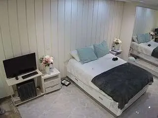 Camsoda Nude Webcam of voyeurcam-casa-salsa-bedroom-5