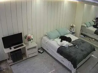 Camsoda Live Porn of voyeurcam-casa-salsa-bedroom-5