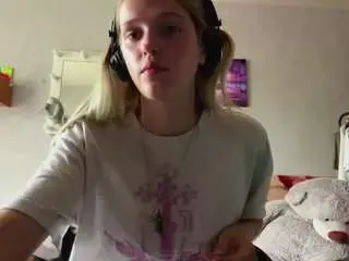 Camsoda Nude Webcam of arianedroessler
