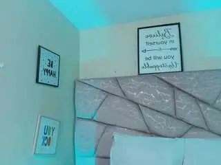 Camsoda Adult Webcam of yayis-betancur