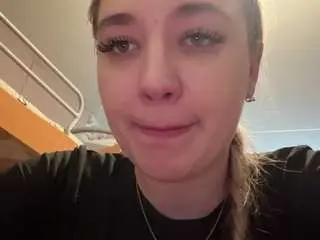 Camsoda Nude Webcam of jeritodisco
