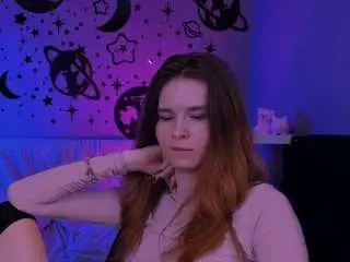 Camsoda Live Sex Cam of caroline-honeyy1