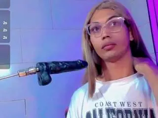 Camsoda Free Live Porn of celine-fox