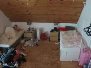 Camsoda Adult Video Chat of voyeurcam-julmodels-whitebed-3